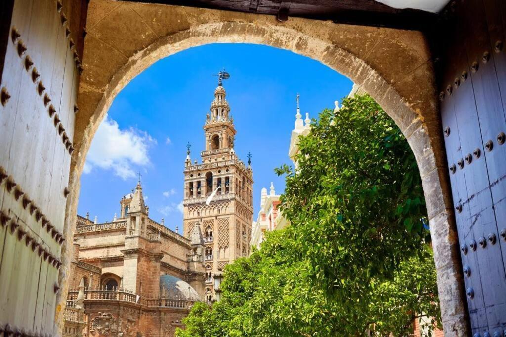 Cder Apartment Center Cathedral And Alcazar Seville Exterior photo
