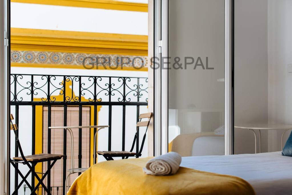 Cder Apartment Center Cathedral And Alcazar Seville Exterior photo